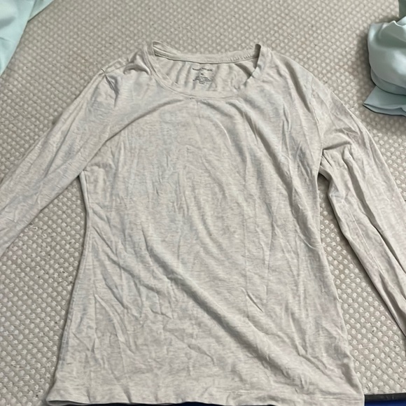 Tops - Banana republic, long sleeve shirt, grayish white